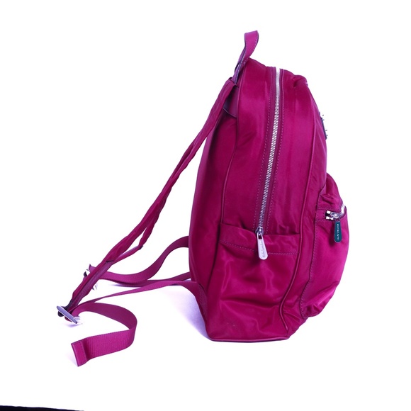 Michael Kors NWT Fuchsia  Large Womans Backpack - Picture 3 of 11